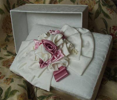 Rectangular box, cream damask with pink trimmings