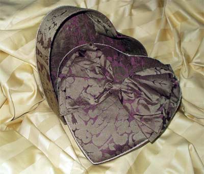 Detail of lid and interior of the heart shaped box 